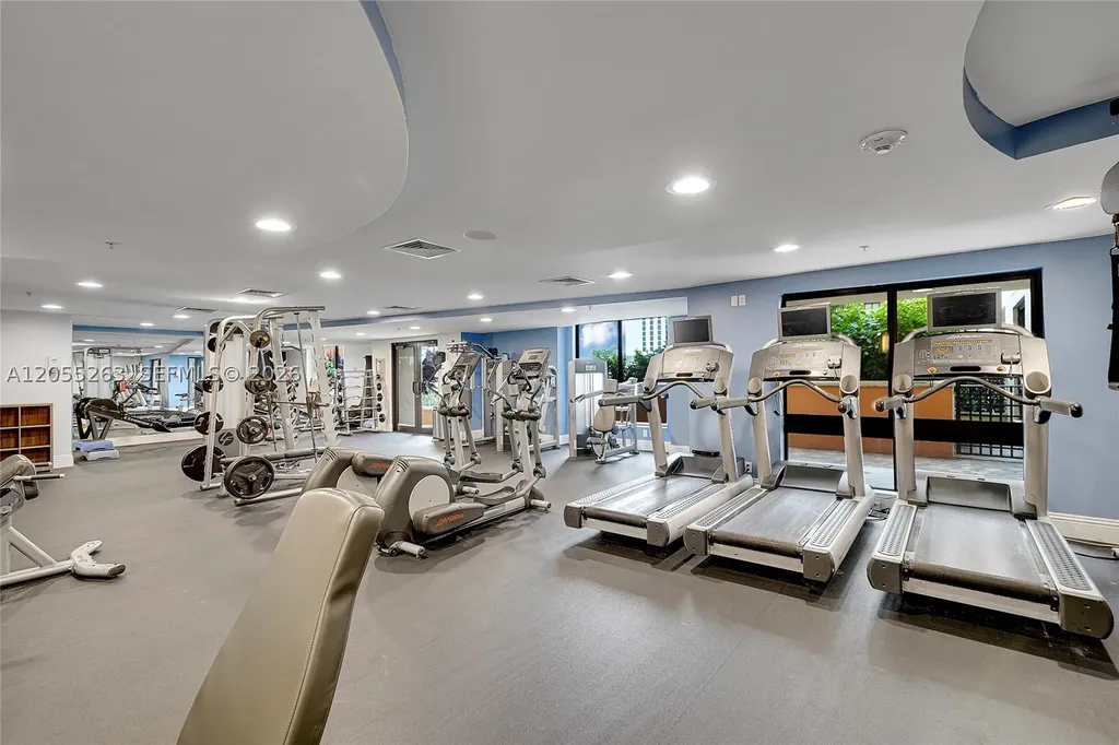 100 N Federal Highway Fort Lauderdale FL 33301
