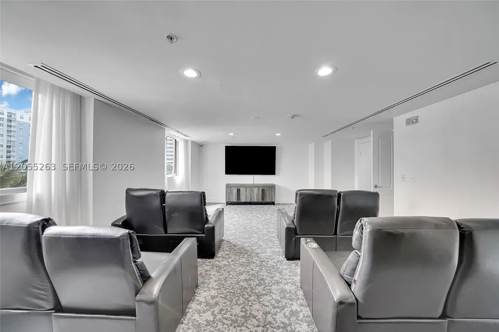 100 N Federal Highway Fort Lauderdale FL 33301