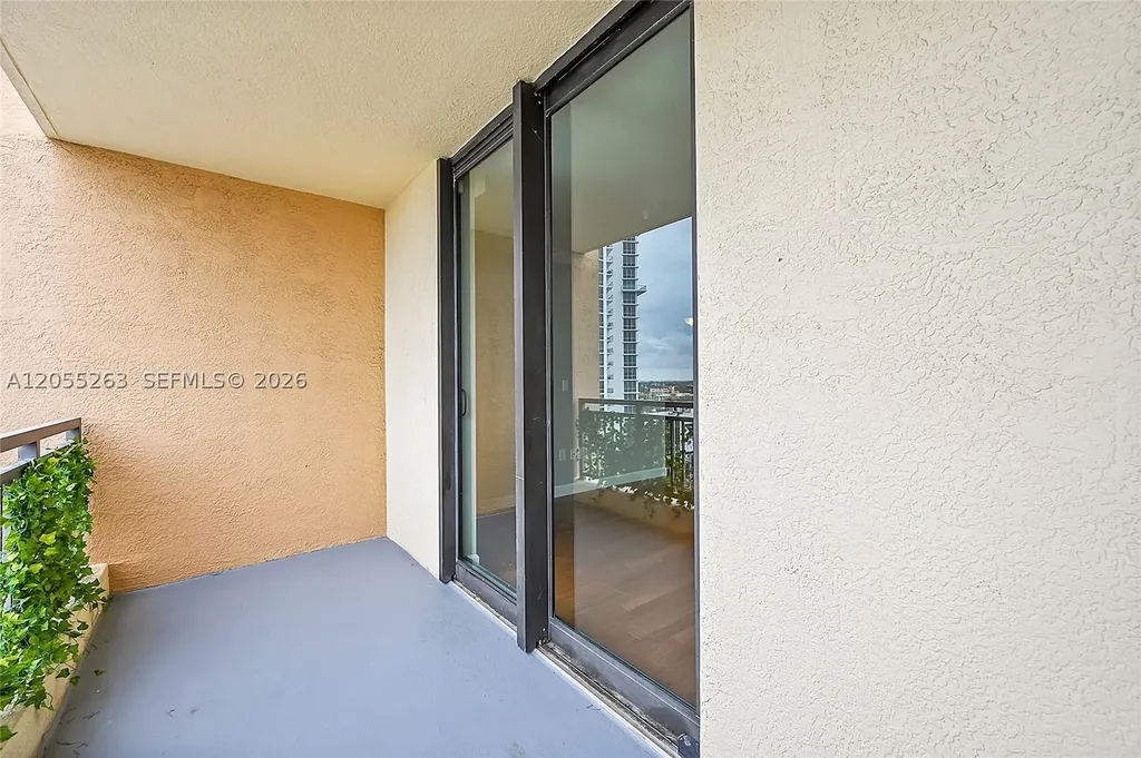 100 N Federal Highway Fort Lauderdale FL 33301