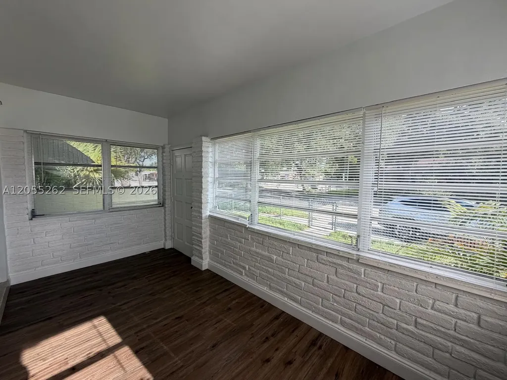 890 NW 55th Street Miami FL 33127