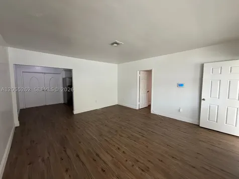 890 NW 55th Street Miami FL 33127