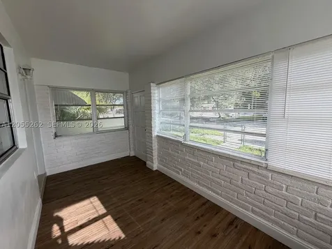 890 NW 55th Street Miami FL 33127