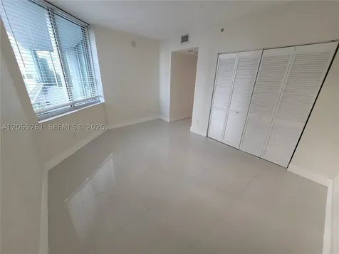 325 S Biscayne Boulevard Miami FL 33131