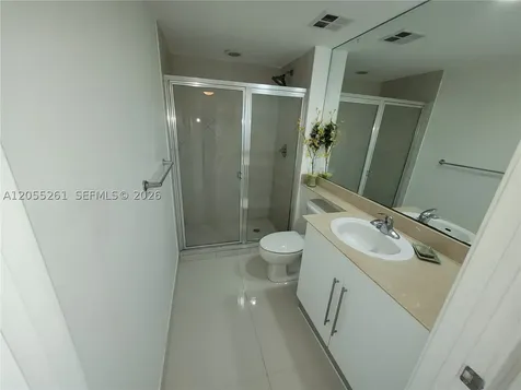 325 S Biscayne Boulevard Miami FL 33131