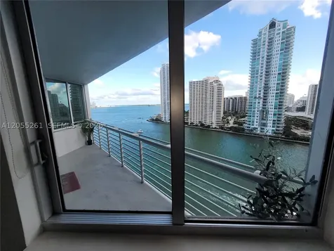 325 S Biscayne Boulevard Miami FL 33131