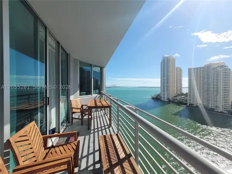 325 S Biscayne Boulevard Miami FL 33131