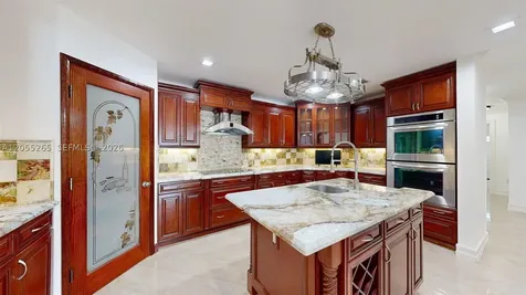 6265 W 10th Avenue Hialeah FL 33012