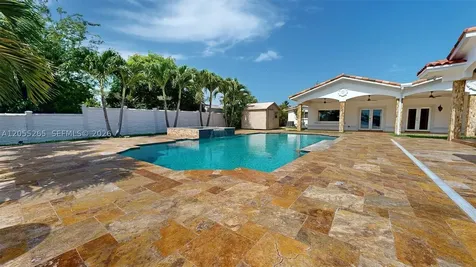 6265 W 10th Avenue Hialeah FL 33012