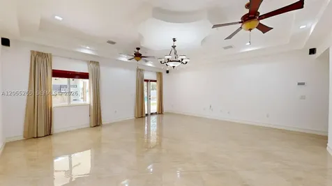 6265 W 10th Avenue Hialeah FL 33012