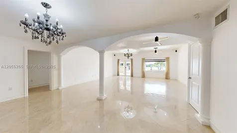 6265 W 10th Avenue Hialeah FL 33012