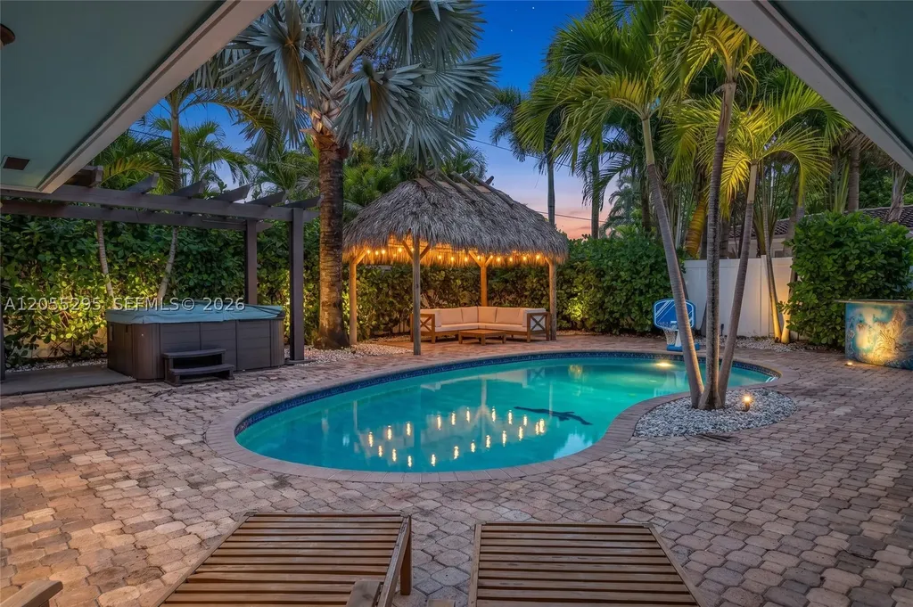 2137 NE 61st Court Fort Lauderdale FL 33308