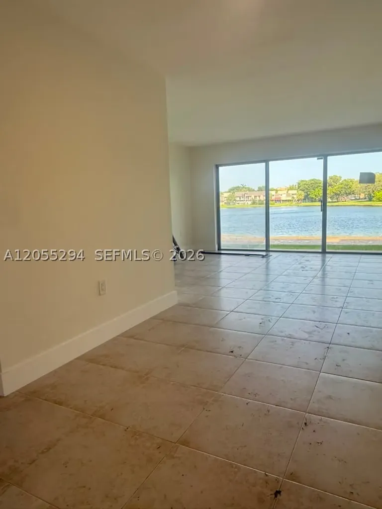 9351 Fontainebleau Boulevard Miami FL 33172