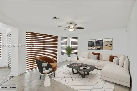 740 E Cypress Pointe Drive E Pembroke Pines FL 33027