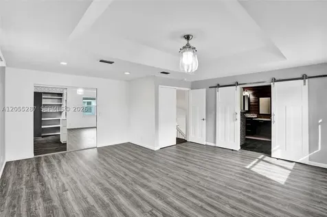 740 E Cypress Pointe Drive E Pembroke Pines FL 33027