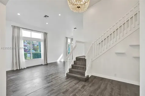 740 E Cypress Pointe Drive E Pembroke Pines FL 33027