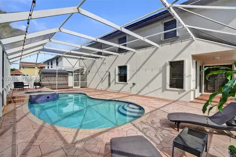 740 E Cypress Pointe Drive E Pembroke Pines FL 33027