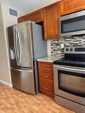 4046 NW 19th Street Lauderhill FL 33313