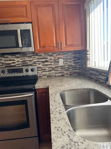 4046 NW 19th Street Lauderhill FL 33313