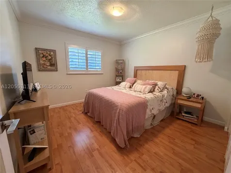 5721 SW 59th Place South Miami FL 33143