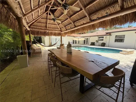 5721 SW 59th Place South Miami FL 33143