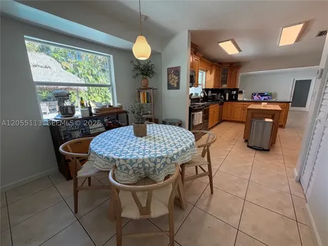5721 SW 59th Place South Miami FL 33143