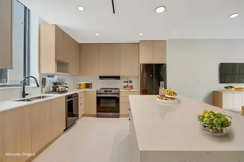 2692 SW 25th Avenue Miami FL 33133