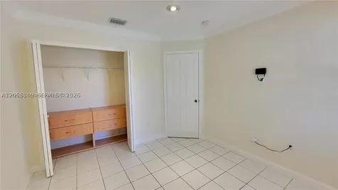 1057 NW 131st Avenue Miami FL 33182