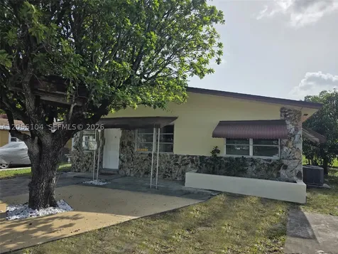 46 NW 14th Court Dania Beach FL 33004