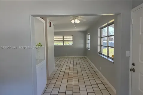 46 NW 14th Court Dania Beach FL 33004