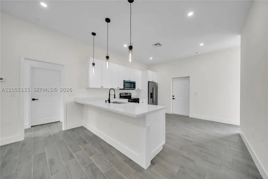 707 Randall Avenue Other City - In The State Of Florida FL 33974
