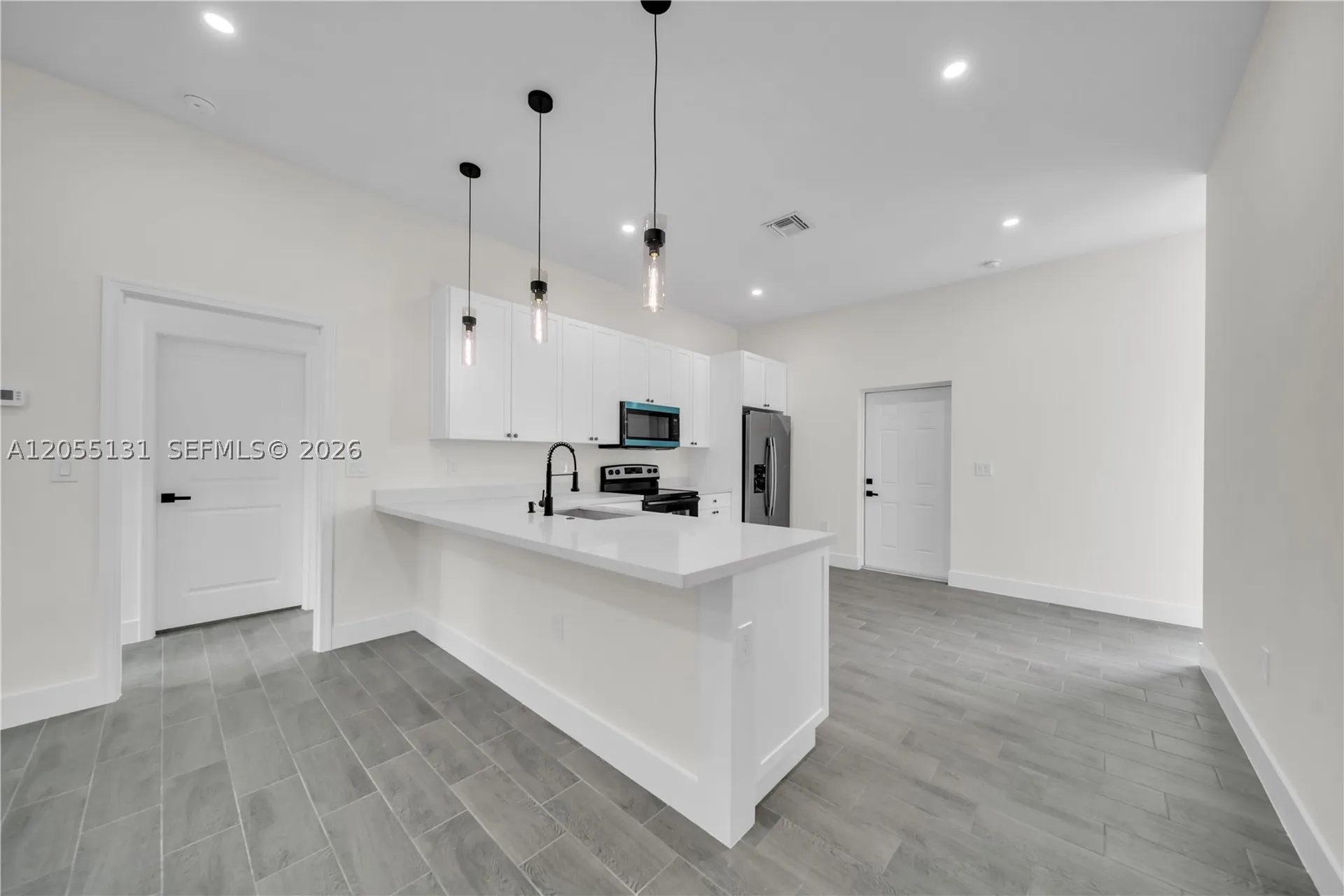 707 Randall Avenue Other City - In The State Of Florida FL 33974