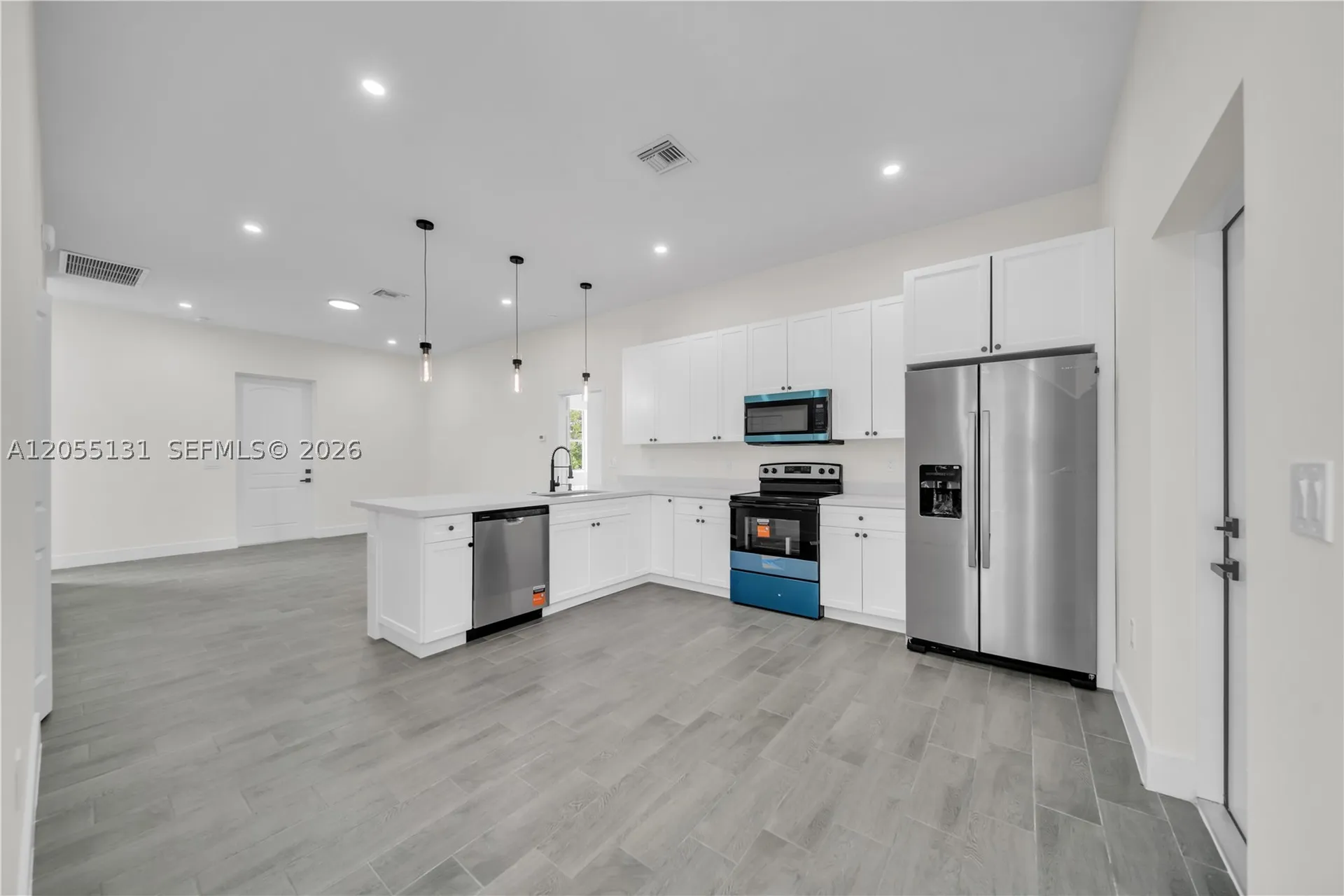 707 Randall Avenue Other City - In The State Of Florida FL 33974
