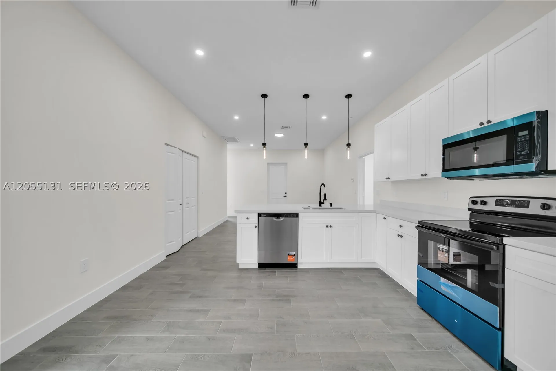707 Randall Avenue Other City - In The State Of Florida FL 33974