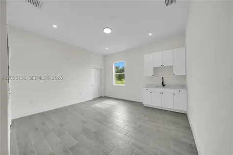 707 Randall Avenue Other City - In The State Of Florida FL 33974