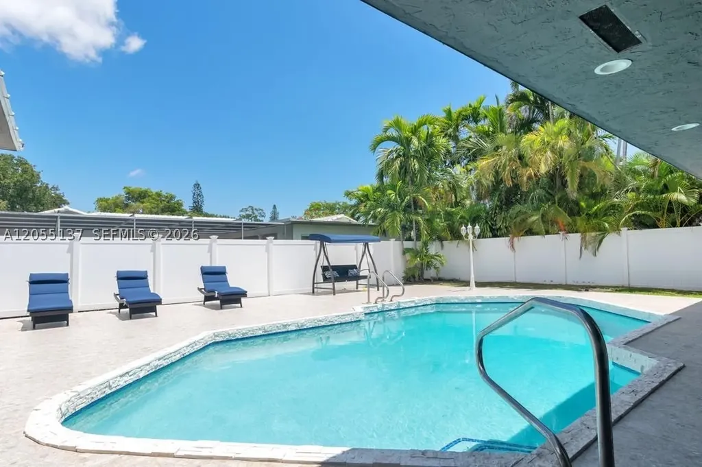 3321 N 37th Street Hollywood FL 33021