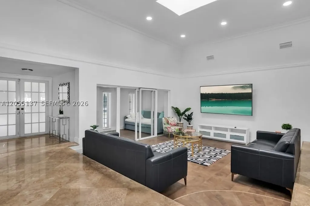 3321 N 37th Street Hollywood FL 33021