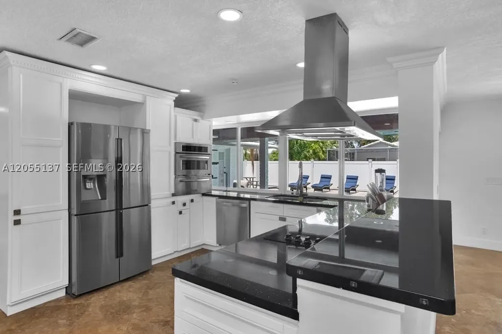 3321 N 37th Street Hollywood FL 33021