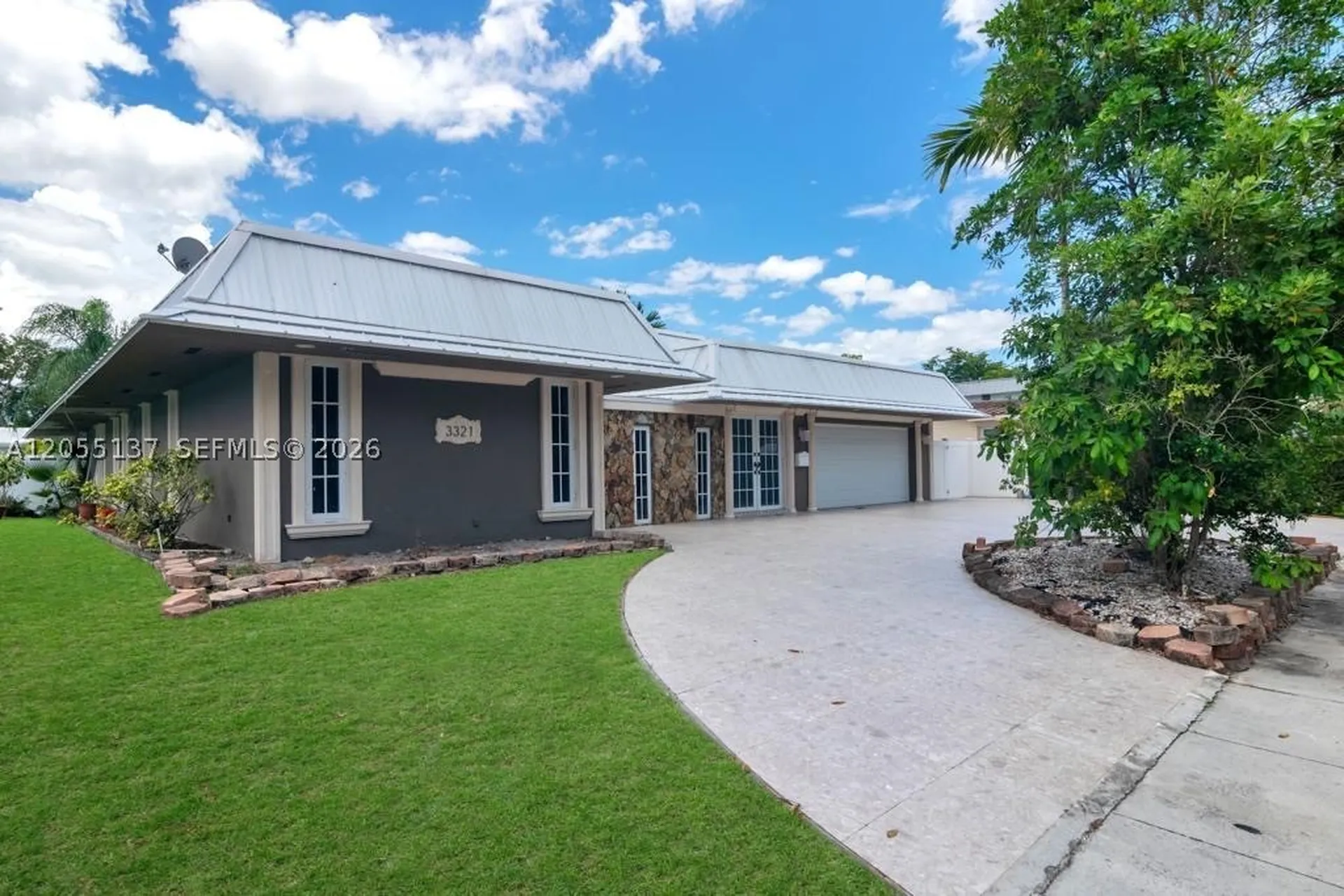 3321 N 37th Street Hollywood FL 33021
