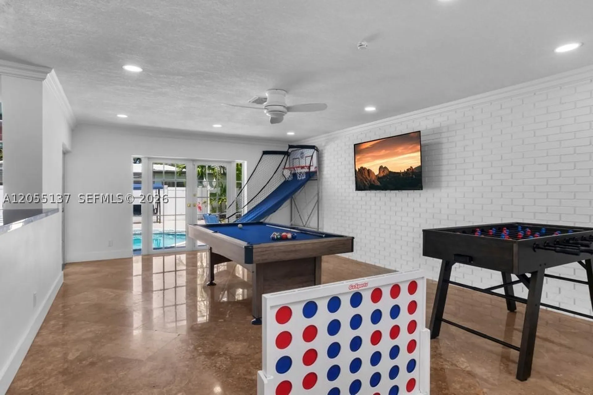3321 N 37th Street Hollywood FL 33021