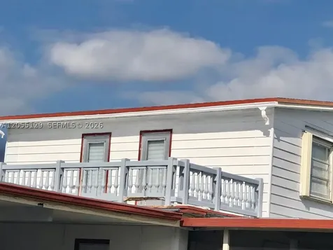 141 Mcarthur Parkway Pembroke Pines FL 33024