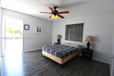 141 Mcarthur Parkway Pembroke Pines FL 33024