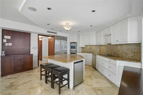 19355 Turnberry Way Aventura FL 33180