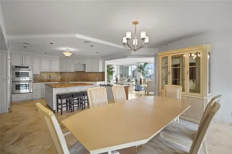 19355 Turnberry Way Aventura FL 33180