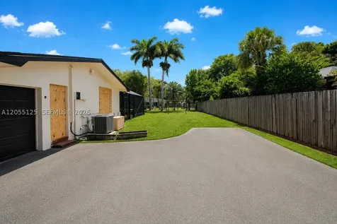 16842 SW 86th Avenue Palmetto Bay FL 33157