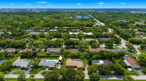 16842 SW 86th Avenue Palmetto Bay FL 33157