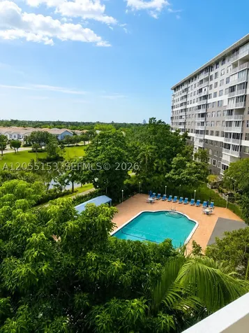 4001 Hillcrest Drive Hollywood FL 33021
