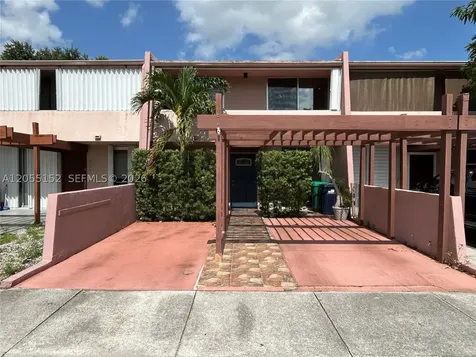 14110 Kendale Lakes Circle Miami FL 33183