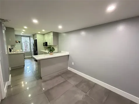 14110 Kendale Lakes Circle Miami FL 33183