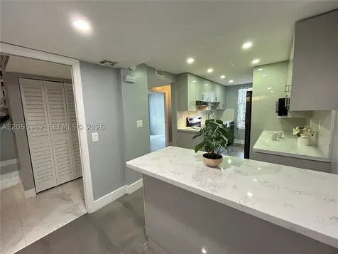 14110 Kendale Lakes Circle Miami FL 33183