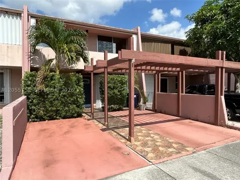 14110 Kendale Lakes Circle Miami FL 33183